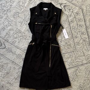 Calvin Klein Chic Black Dress with Gold Zipper Details 12